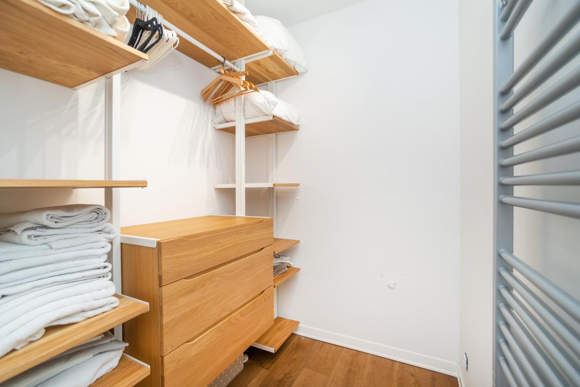 Designer Two-bedroom With Terrace Apartment *