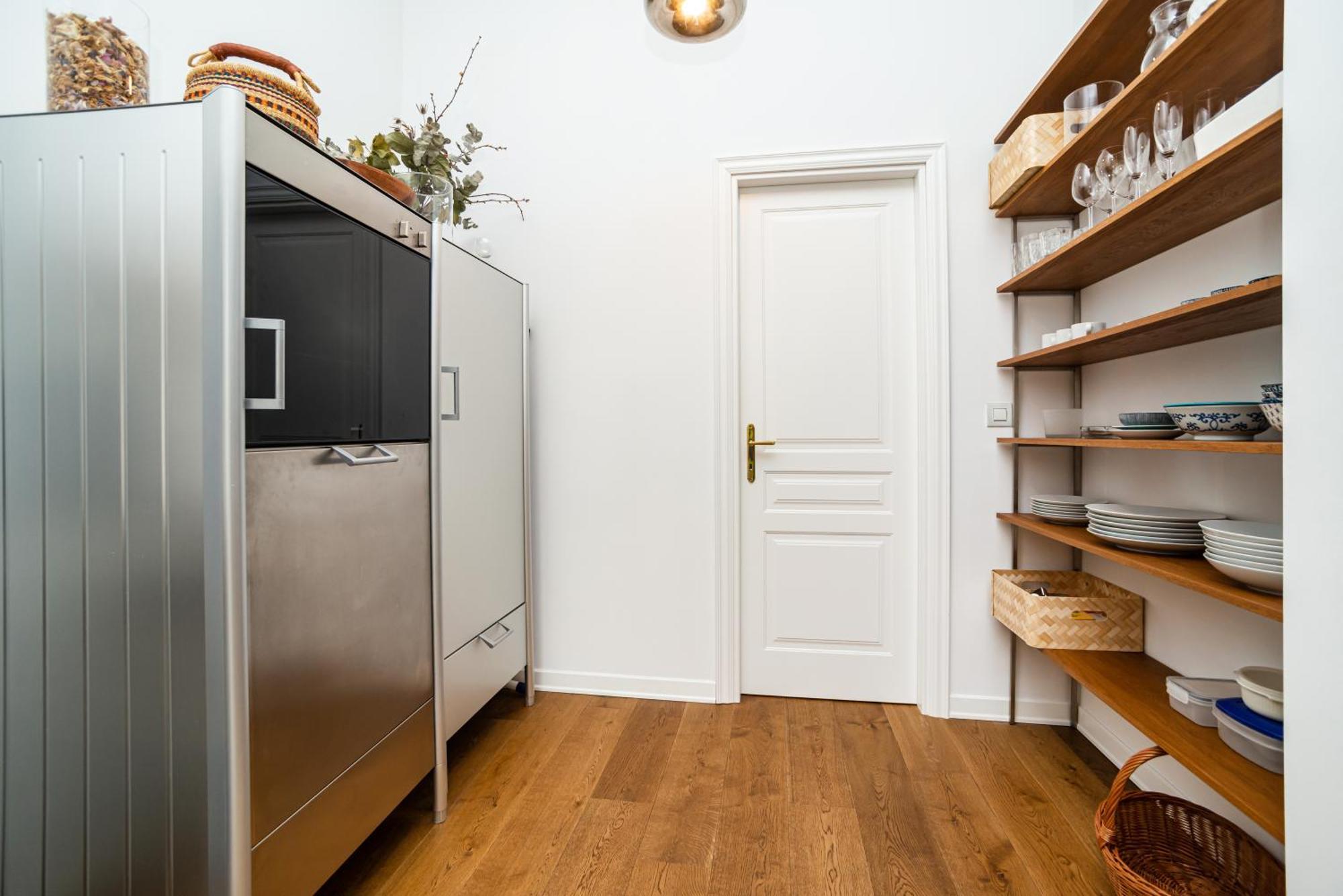 Designer Two-bedroom With Terrace Apartment